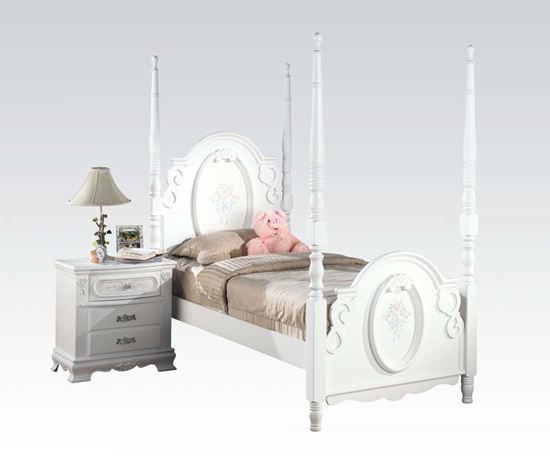 Picture of Flora White Finish Full Size Post Bed