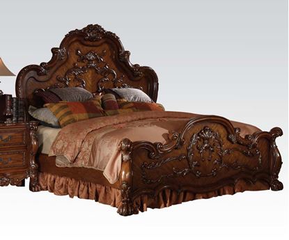 Picture of Dresden Traditional Cherry Finish Solid Wood Queen Bed 